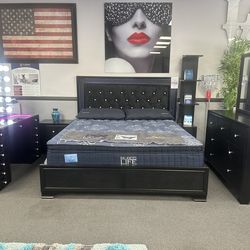 4PC King Bedroom Set
