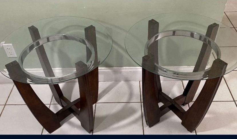 Coffee Tables In Good Condition $60