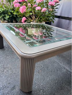 Elegant coffee table