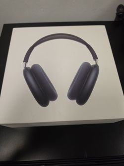 Apple AirPods Max Headphones