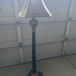 Beautiful and Sturdy Floor Lamp