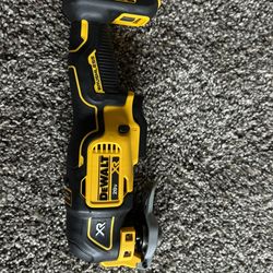 DEWALT XR 20V Max Brushless Oscillating Multi-Tool (Tool Only) – New