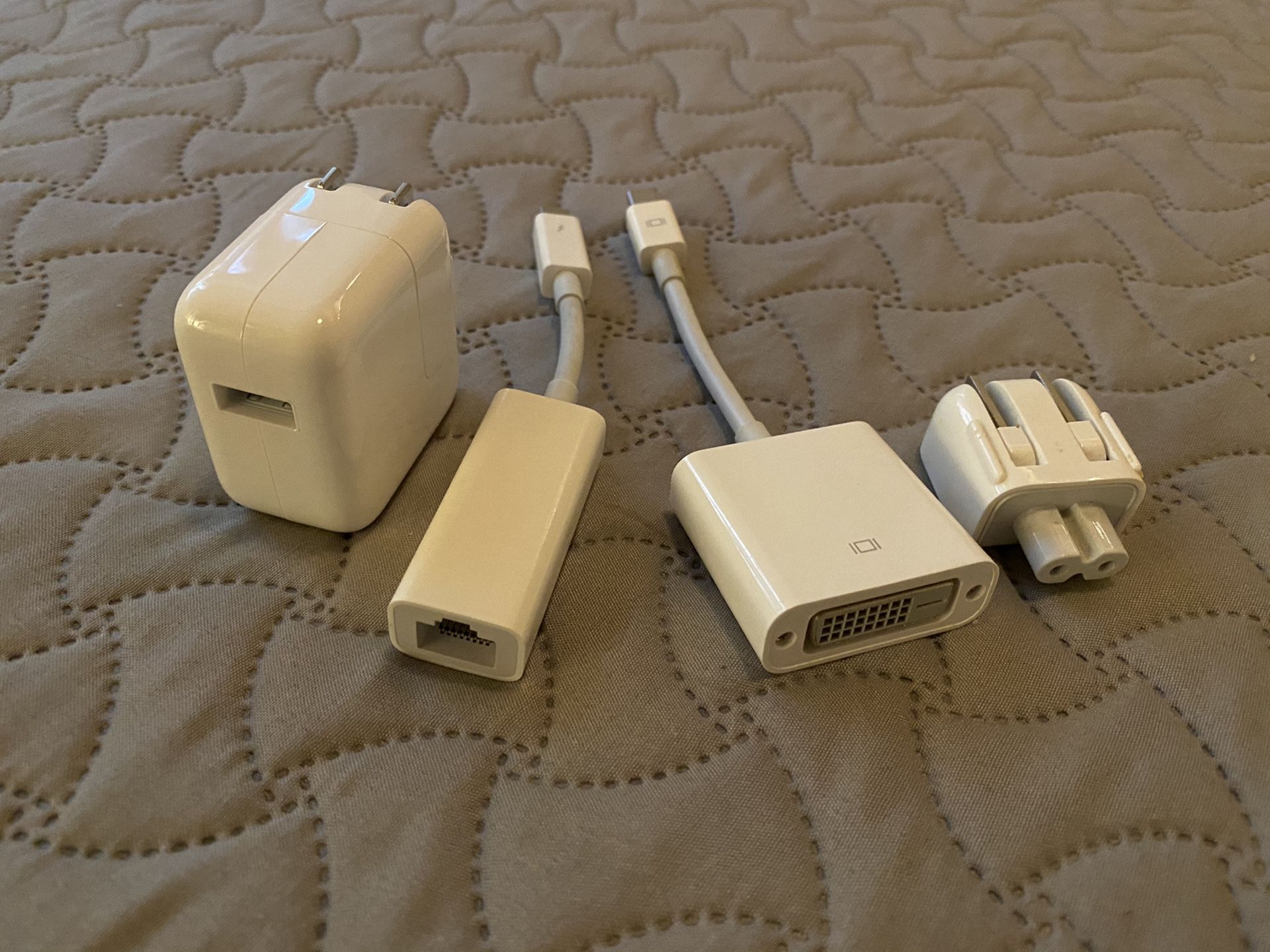 Authentic Apple adapters & Charger for iPad