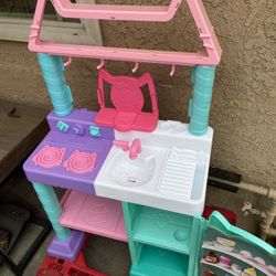 Kitty Play Kitchen 