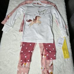 Carter's 4 pice  pajama 