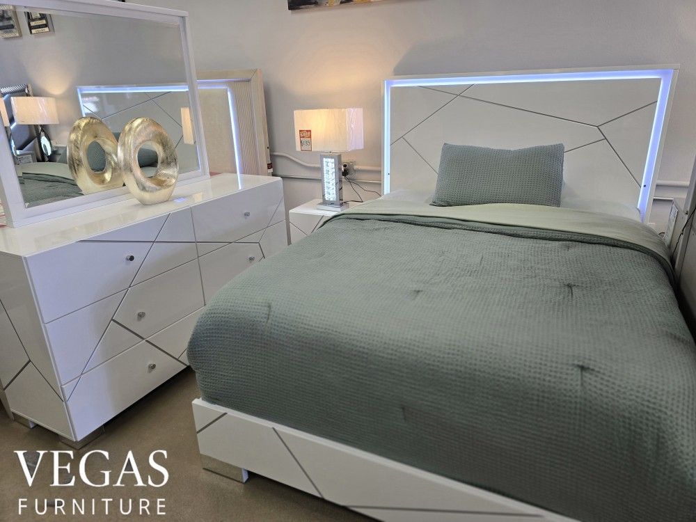 King-Bedroom-Set-4pc