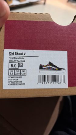 Girl shoes