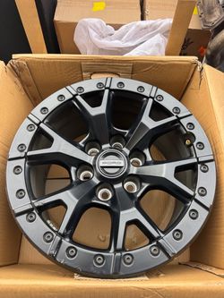 OEM Ford F-150 Raptor 17” Beadlock-Style Wheel – Single Rim