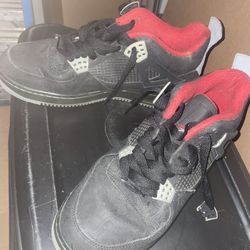 Jordan 4s
