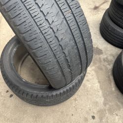 305 40 22
