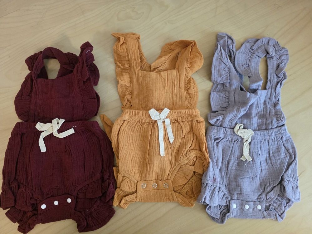 Newborn / 0-3 Baby Romper