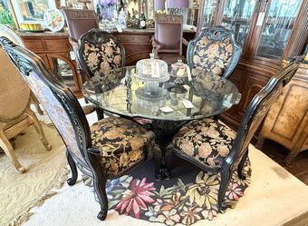 AICO By Michael Amini OPULENT Round Dining Table And Chairs - GA