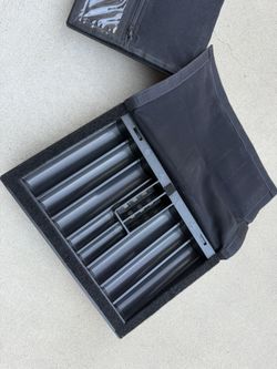 Dealer table chip tray rack and cover