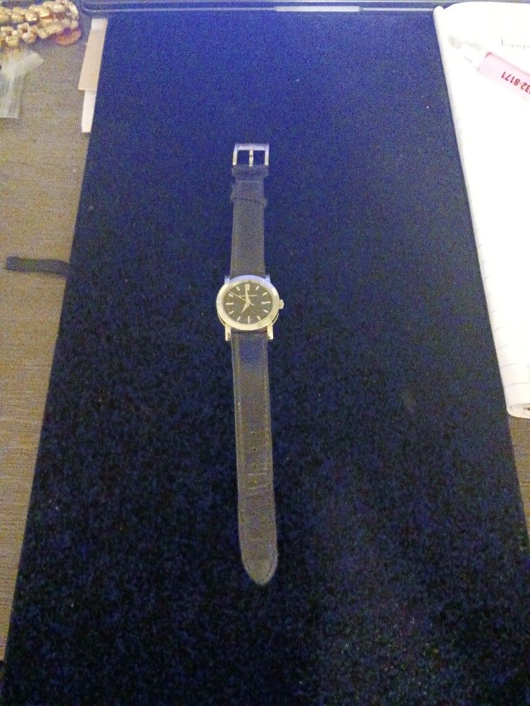 Auth Women Burberry Model No.BU1355 Watch