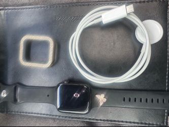 Apple Watch SE 2nd Gen 44mm Alum A2727(GPS+cellular) unlocked for any service like new 90 day warranty ,can deliver