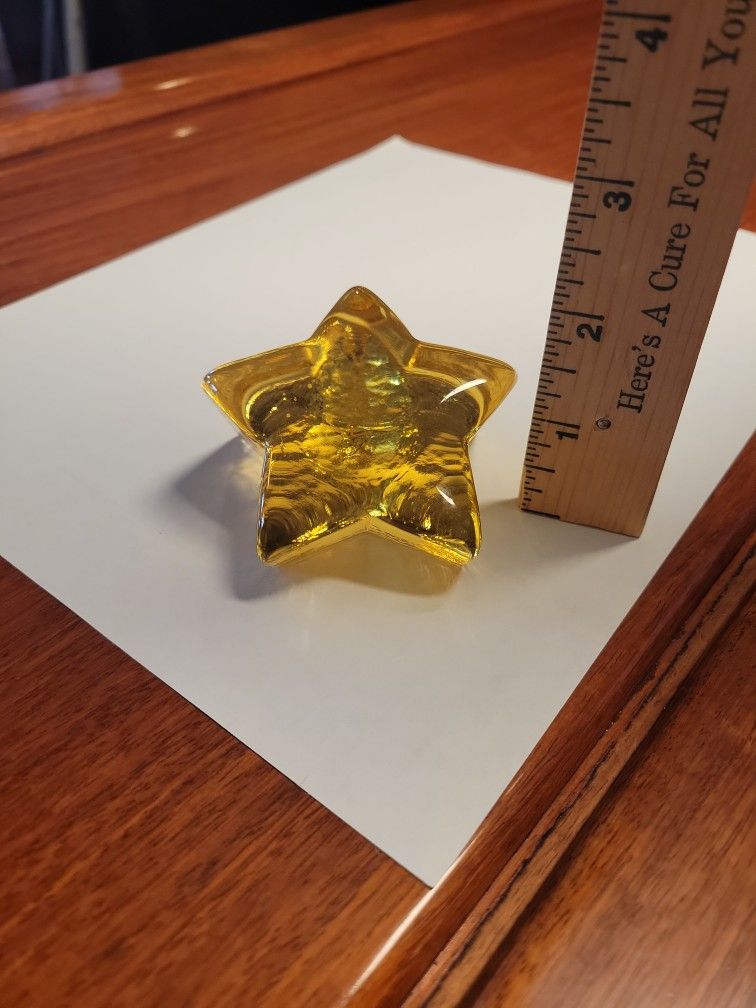 Fire And Light Shooting Star Art Glass Paperweight Yellow Citrus