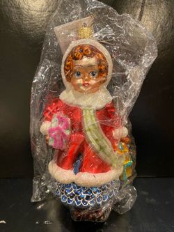 New NWT Vintage Christopher Radko Girl with Gift Christmas Tree Ornament 1997 6.5” high