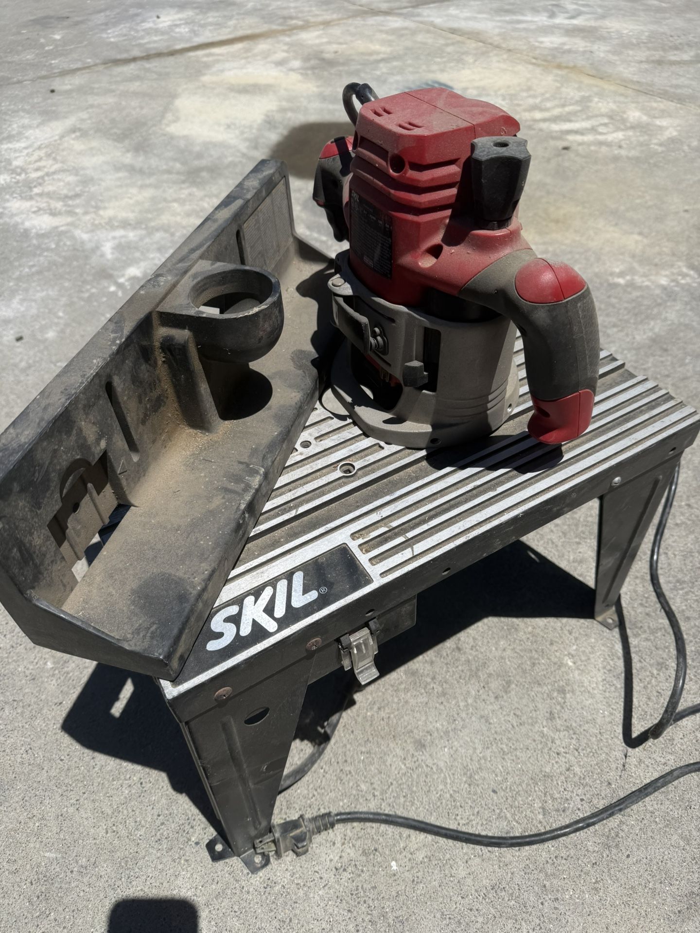 Skil Router