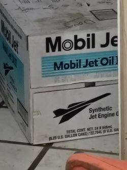 Jet oil