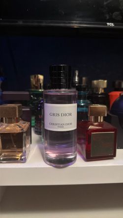 Gris Dior cologne
