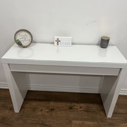 Ikea Malm Vanity Desk Table