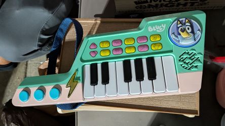 Bluey vtech guitar keyboard