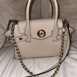 Grey Michael Kors Purse 