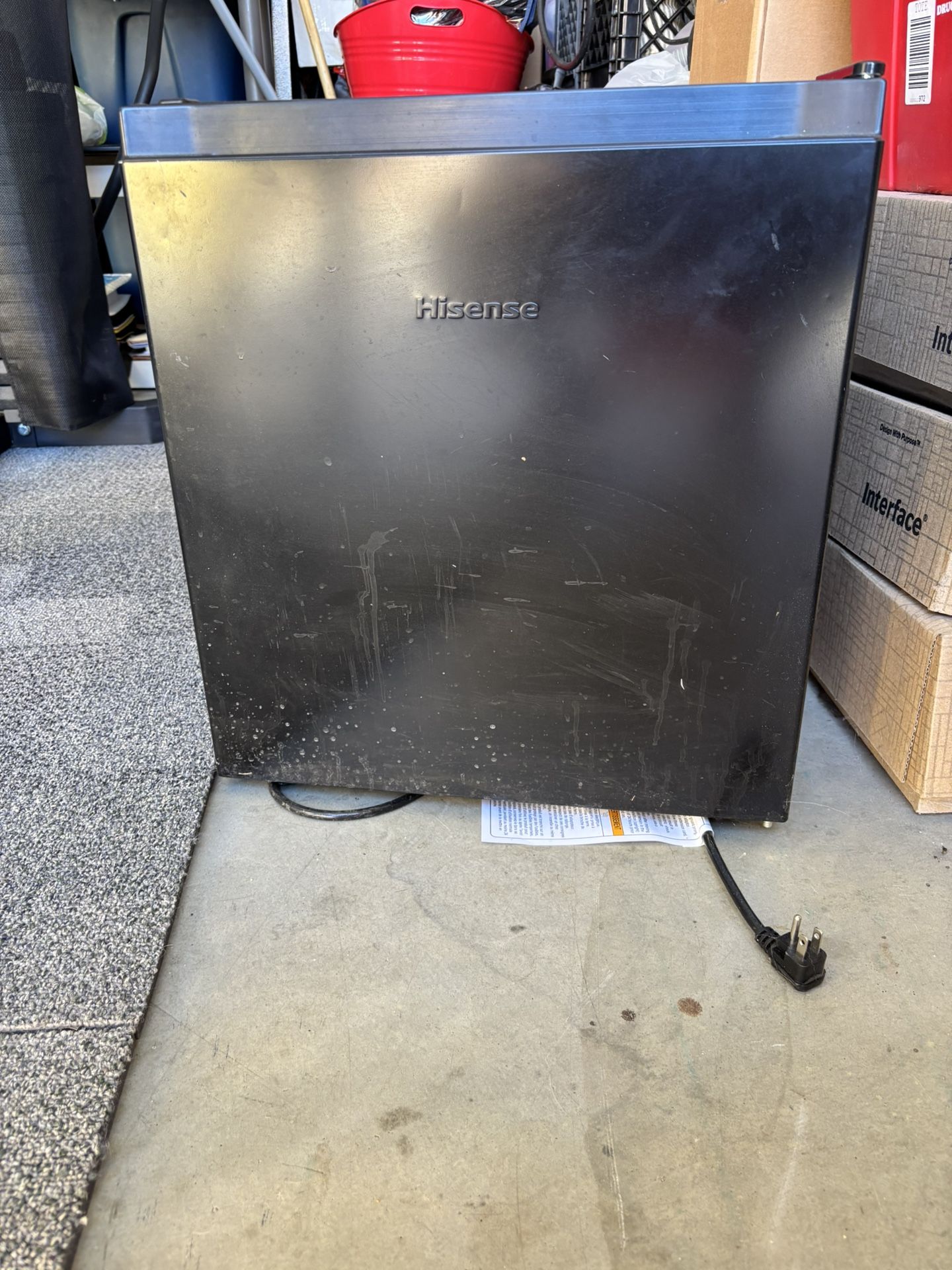 Hisense Mini Fridge