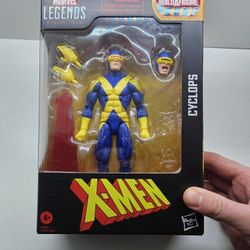 Marvel Legends Cyclops.