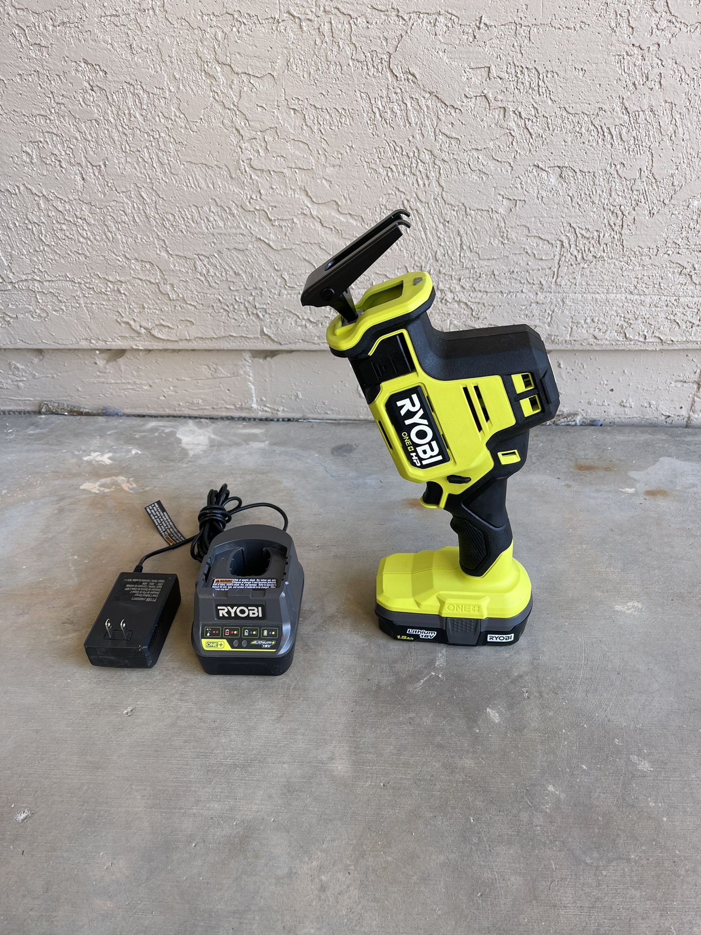 RYOBI ONE+ HP 18V Brushless Cordless Compact One-Handed Reciprocating Saw With Battery And Charger 
