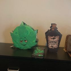 purse and wallet 