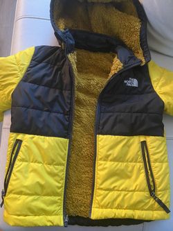 Reversible Kids NorthFace Size Small