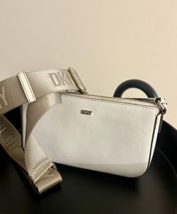 DKNY CROSSBAG