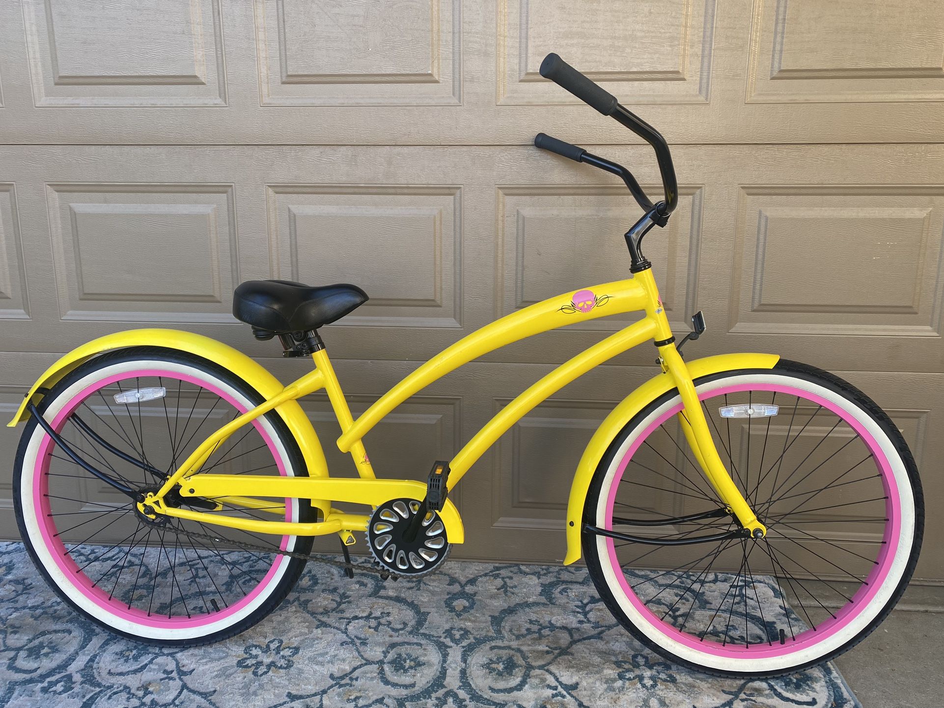 Skull And Bones Beach Cruiser