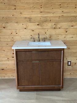 Modern Fluted Bathroom Vanity – Walnut Finish + Quartz Style Sink Top
