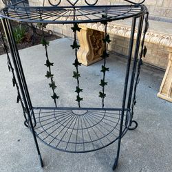 Foldable Vintage Plant Stand 