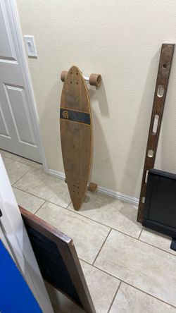Gold Coast Longboard Skateboard. 