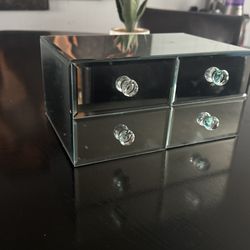 4 Drawer Mirrored  Jewelers Box