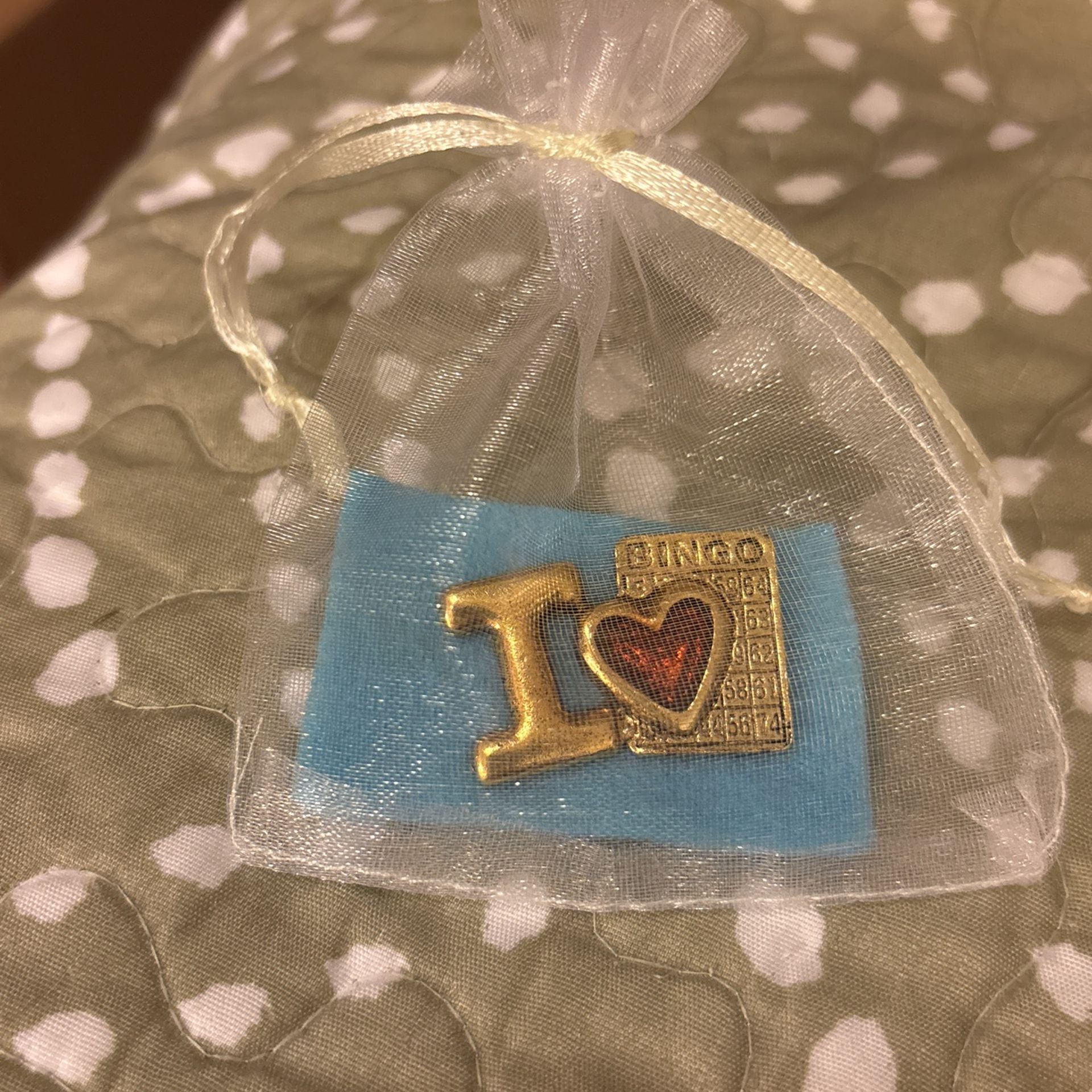 Vintage I ❤️ Bingo Brooch