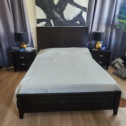 Bed Frame Queen SIZE 