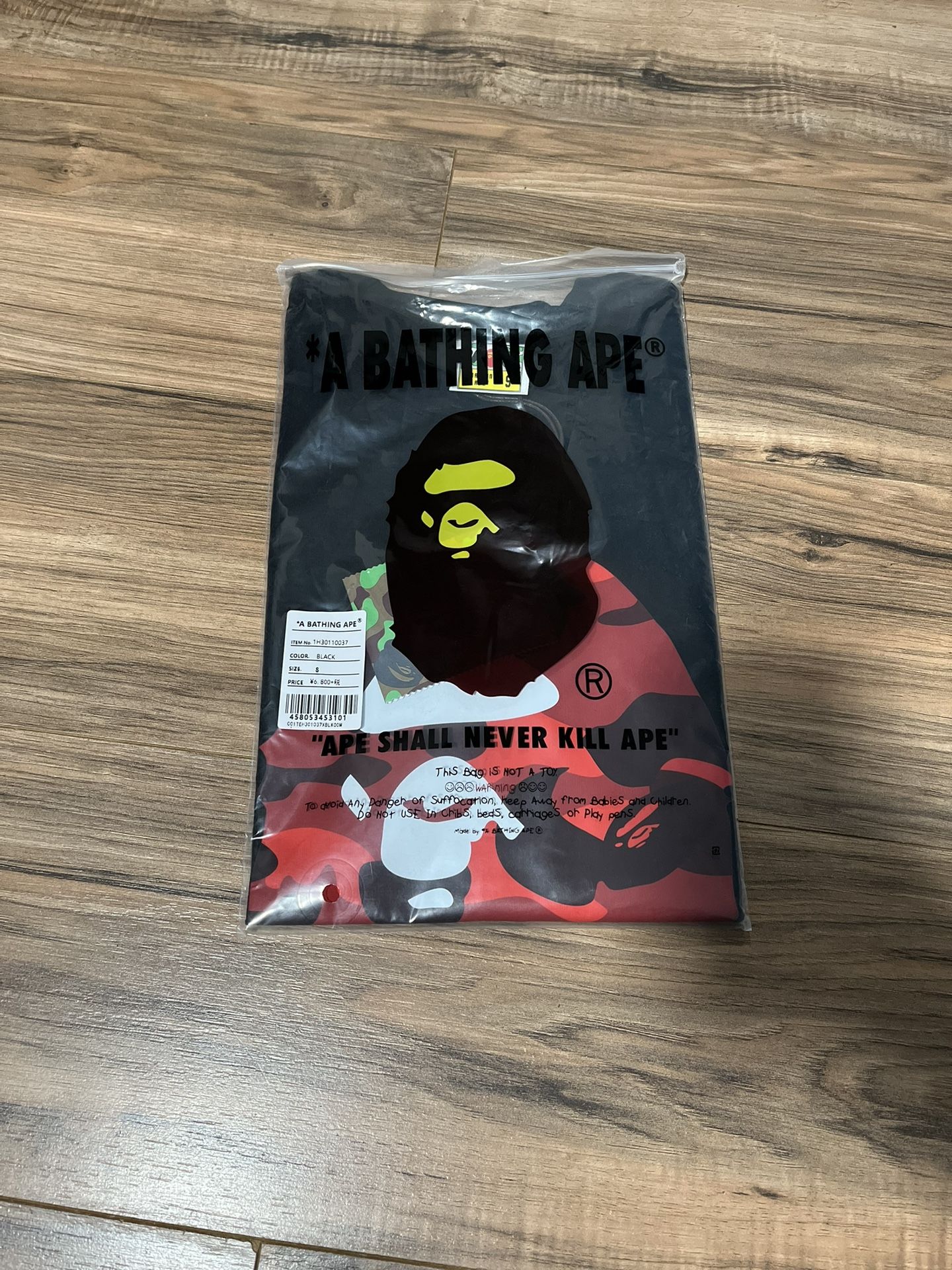bape tee