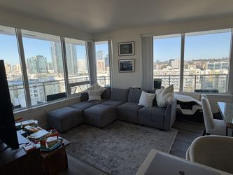 Modular Sectional Sofa with Storage – Excellent Condition