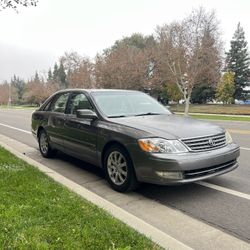 2004 Toyota Avalon