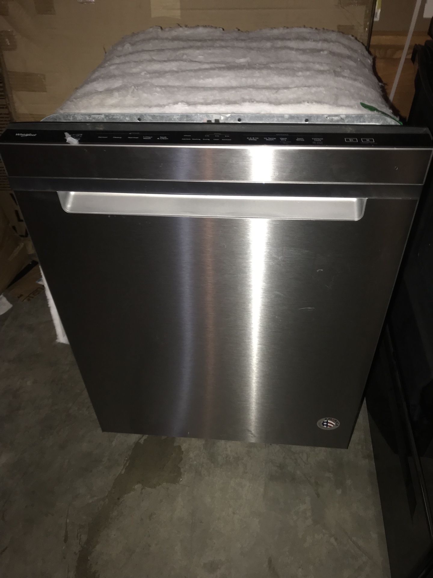 Whirlpool Stainless Steel Dishwasher LIKE NEW