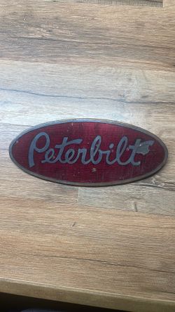 Peterbilt emblem