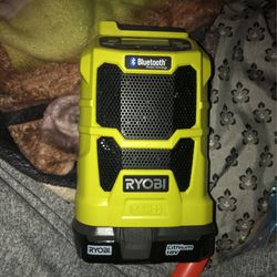 Ryobi  Speaker And Radio With Battery 