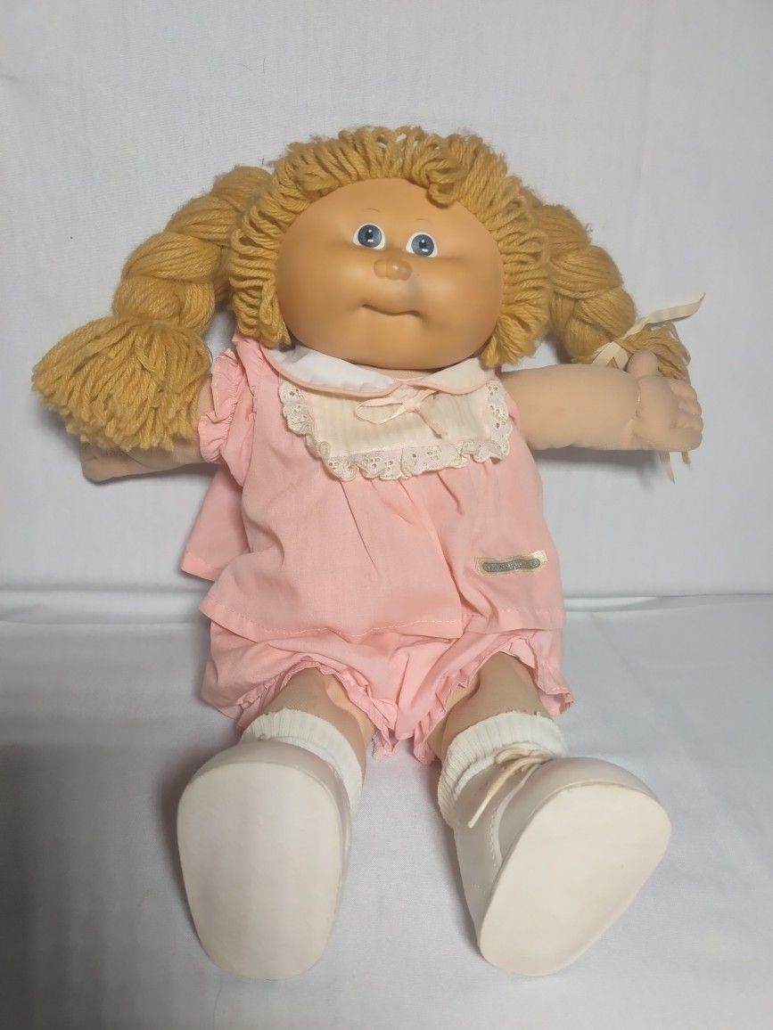 Vintage Cabbage Patch Kid Doll $25