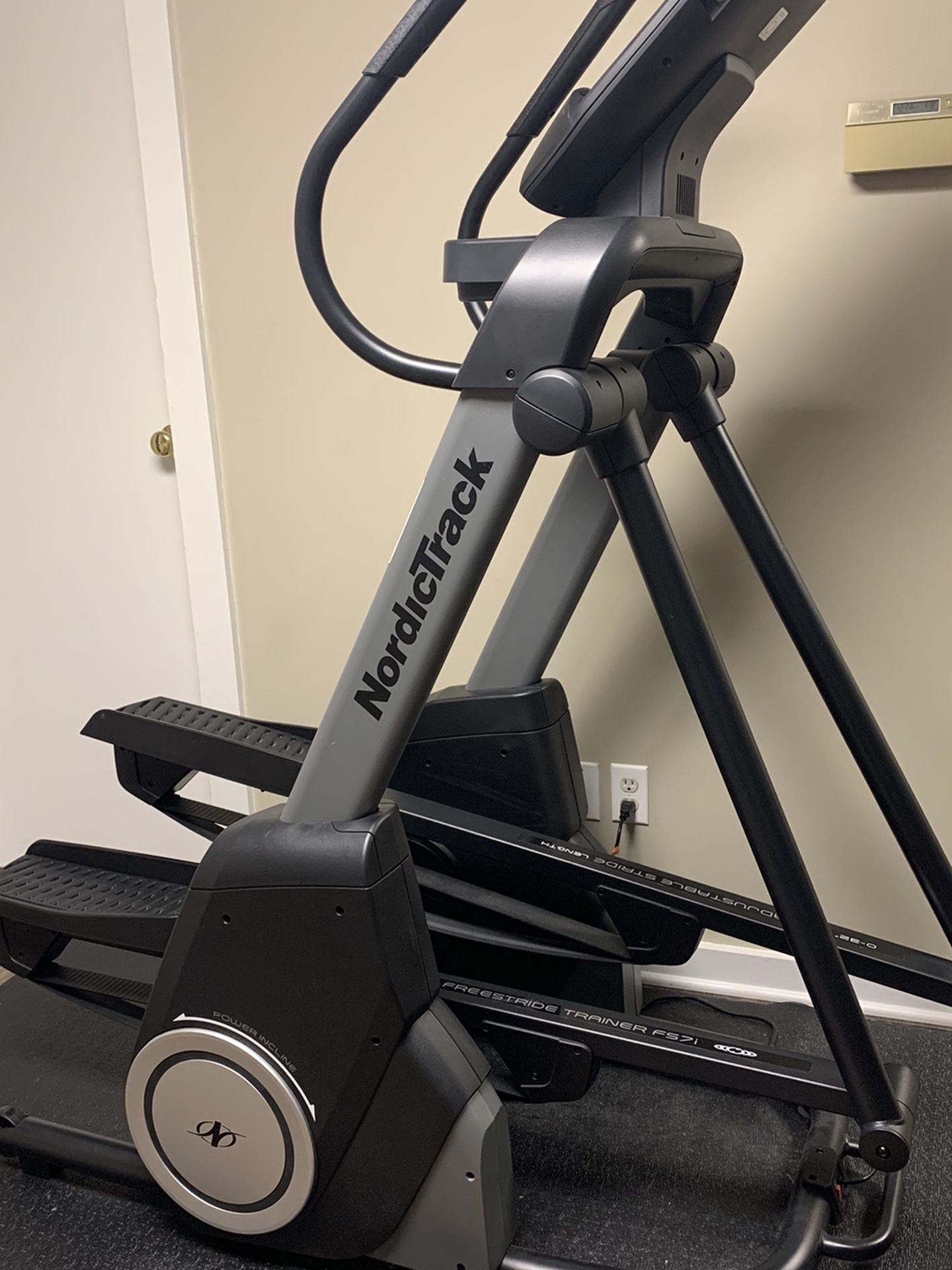 Nordictrack Freestride Trainer FS7i