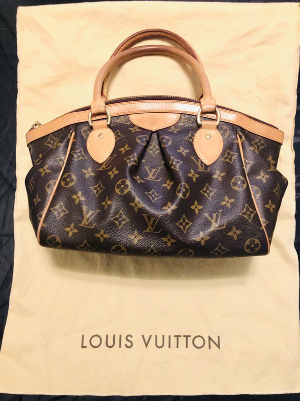 Louis Vuitton Tivoli PM bag with shoulder strap for Sale in Glendale, AZ - OfferUp