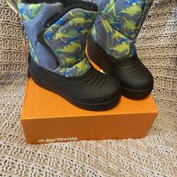 Brand New Boys Northside Boots Size 8